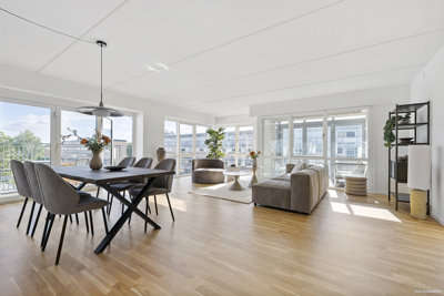 Bagsværd Hovedgade 98, 2. h.